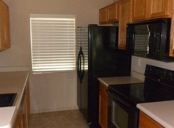 5th image of 16194 W Lupine Ave