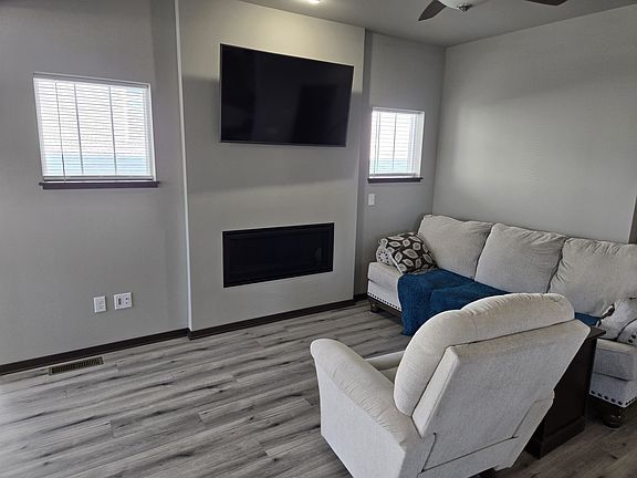 3rd image of 2914 Mizuna Dr