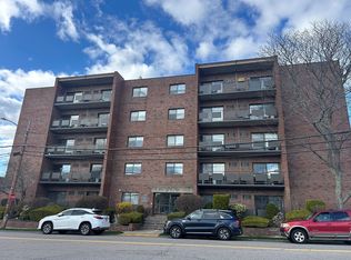 2 Victory Rd APT 12, Lynn, MA 01902