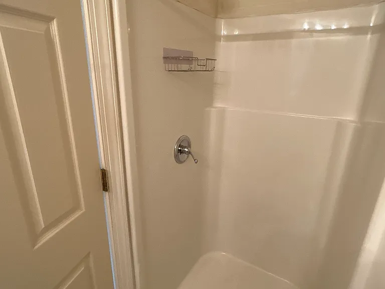 929 Morreene Rd — Photo 7