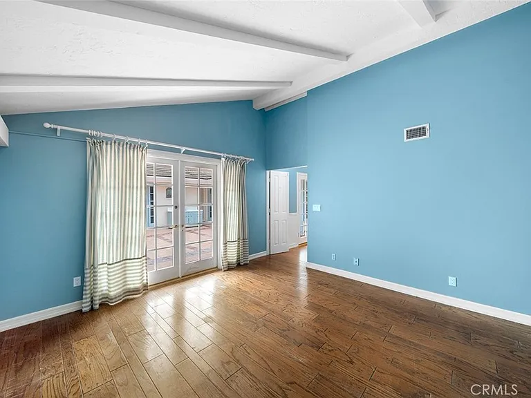 905 Emerald Bay — Photo 27