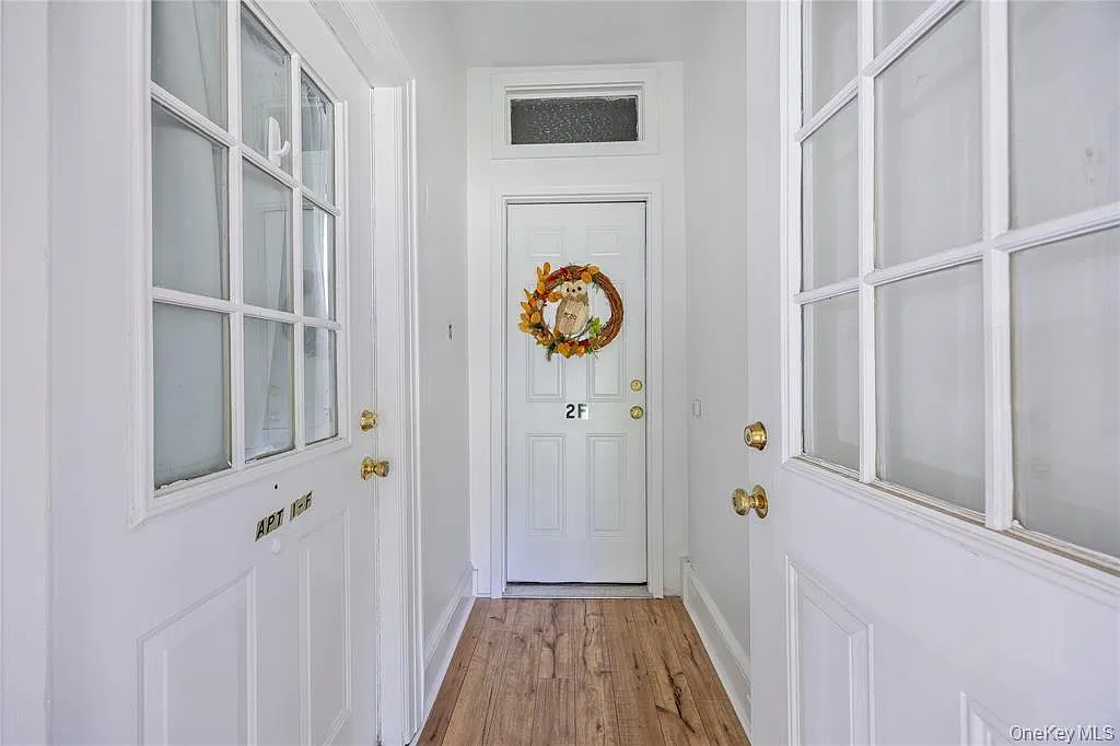 3 bed, 1200 sqft, $3,500 — Photo 3