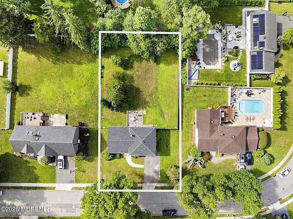 4th image of 22 Tuxedo Drive