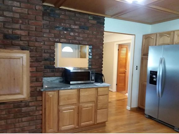 4th image of 6351 Paramus