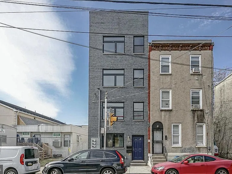 1702 N Gratz St #1 — Photo 12