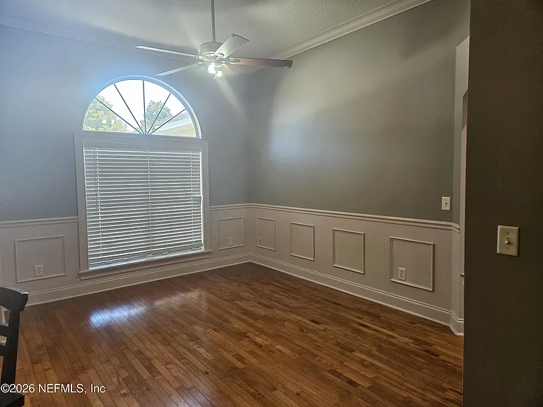 2338 Cool Springs Dr N — Photo 9