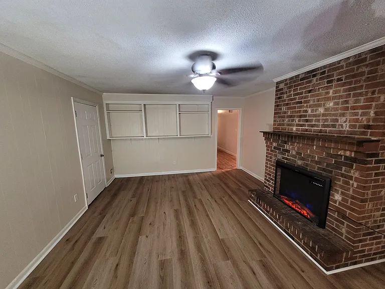 4901 Oriole Dr — Photo 4