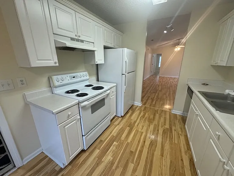 7217 Vespar Court West Bay Ests — Photo 7