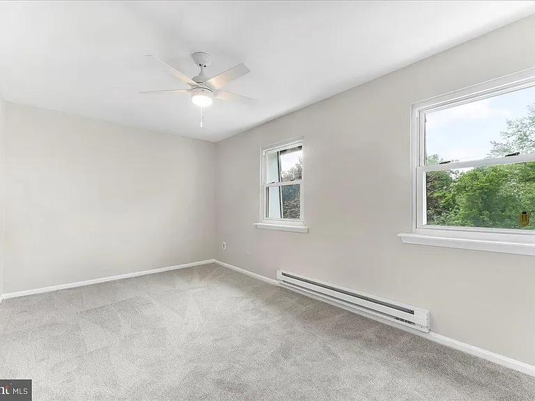 372 Wells Ter #372 — Photo 17