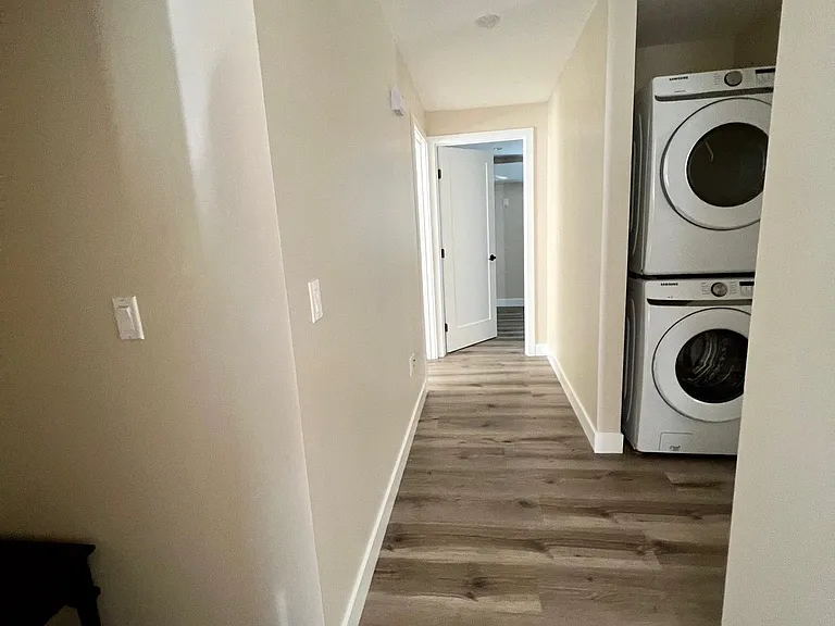 2229 S Catalina St — Photo 10