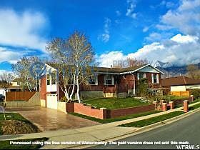 1st image of 2027 E Kramer Dr #B