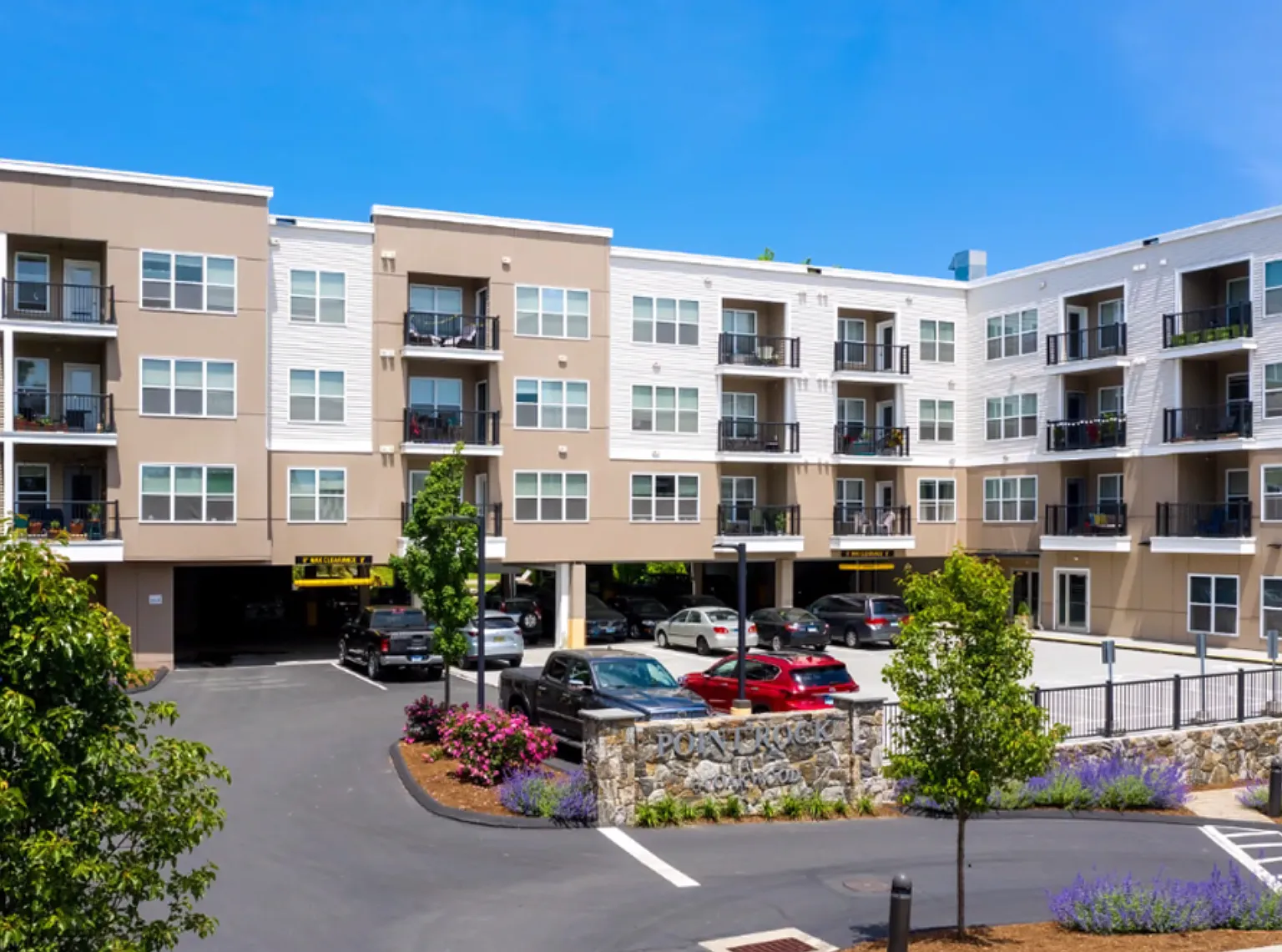 Point Rock at 34 Oakwood — Photo 1