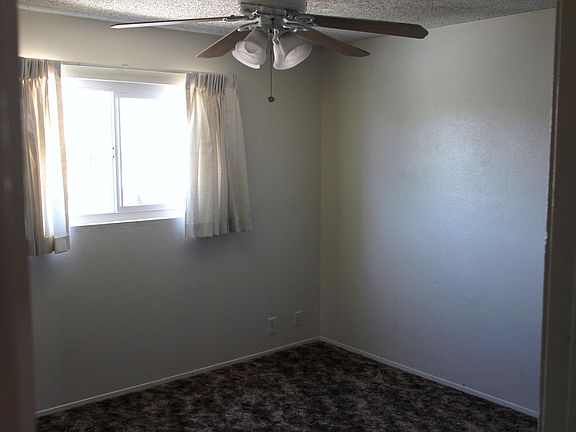 5th image of 9717 Riverview Ave #12