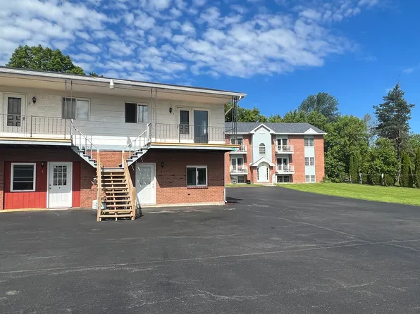 214 Lake St #6, Rouses Pt, NY 12979