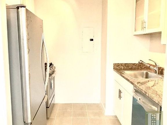 2nd image of 33 W End Ave APT 20G