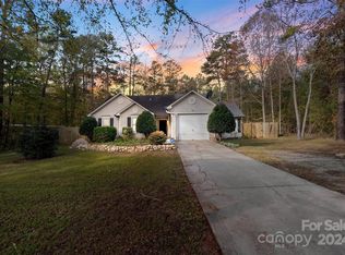2306 Morningside Dr, Lancaster, SC 29720