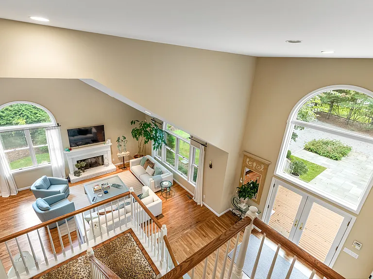 64 Woodruff Ln — Photo 16