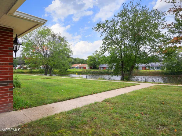 351A Dorchester Drive, Lakewood, NJ 08701