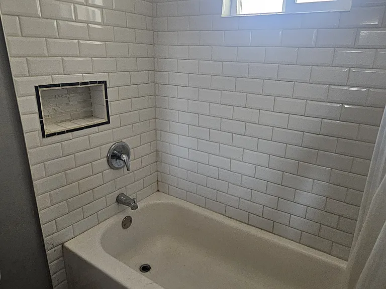 3827 E Cheery Lynn Rd #2 — Photo 9