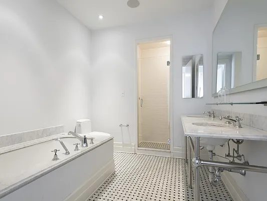 Sold by Sotheby's International Realty | media 13