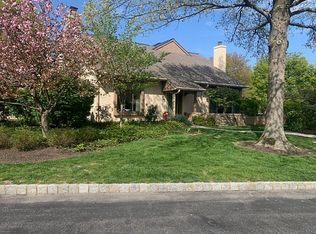 62 High Gate Ln, Blue Bell, PA 19422