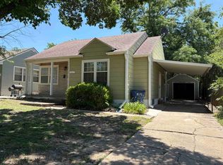 5207 E Murdock St, Wichita, KS 67208