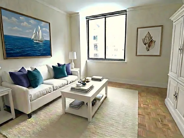 400 East 90th Street image 1 of 11