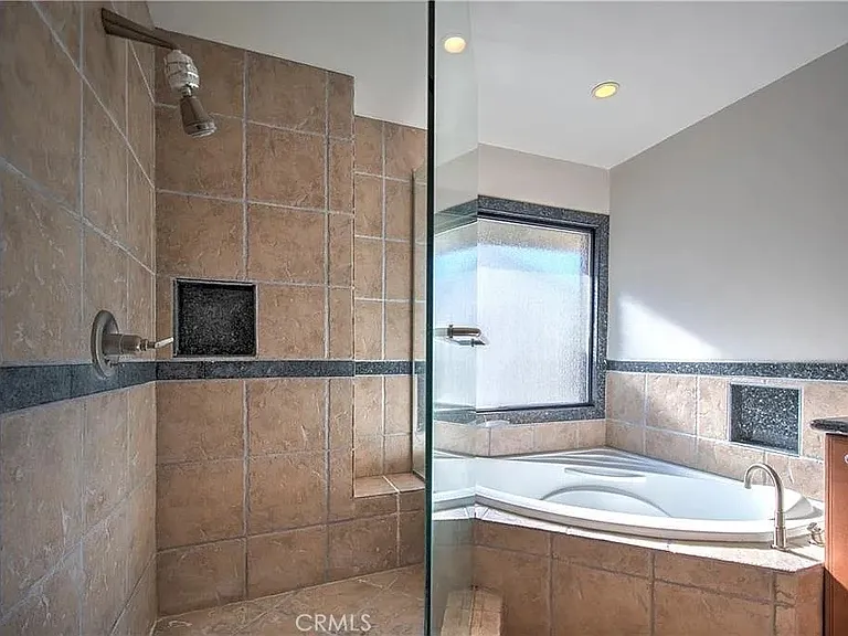 17842 Arbor Ln — Photo 37