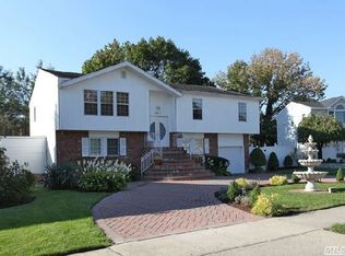 261 Meredith Ln, West Hempstead, NY 11552