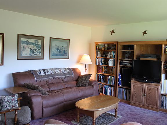 4th image of 1604 9th Ave W