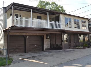 113 13th St, Dunbar, WV 25064