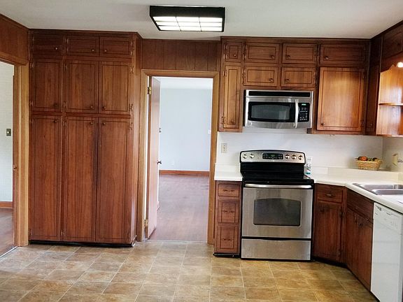 5th image of 7408 Dick Ford Ln