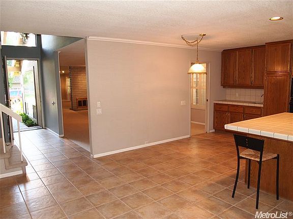5th image of 11341 Sutters Mill Cir
