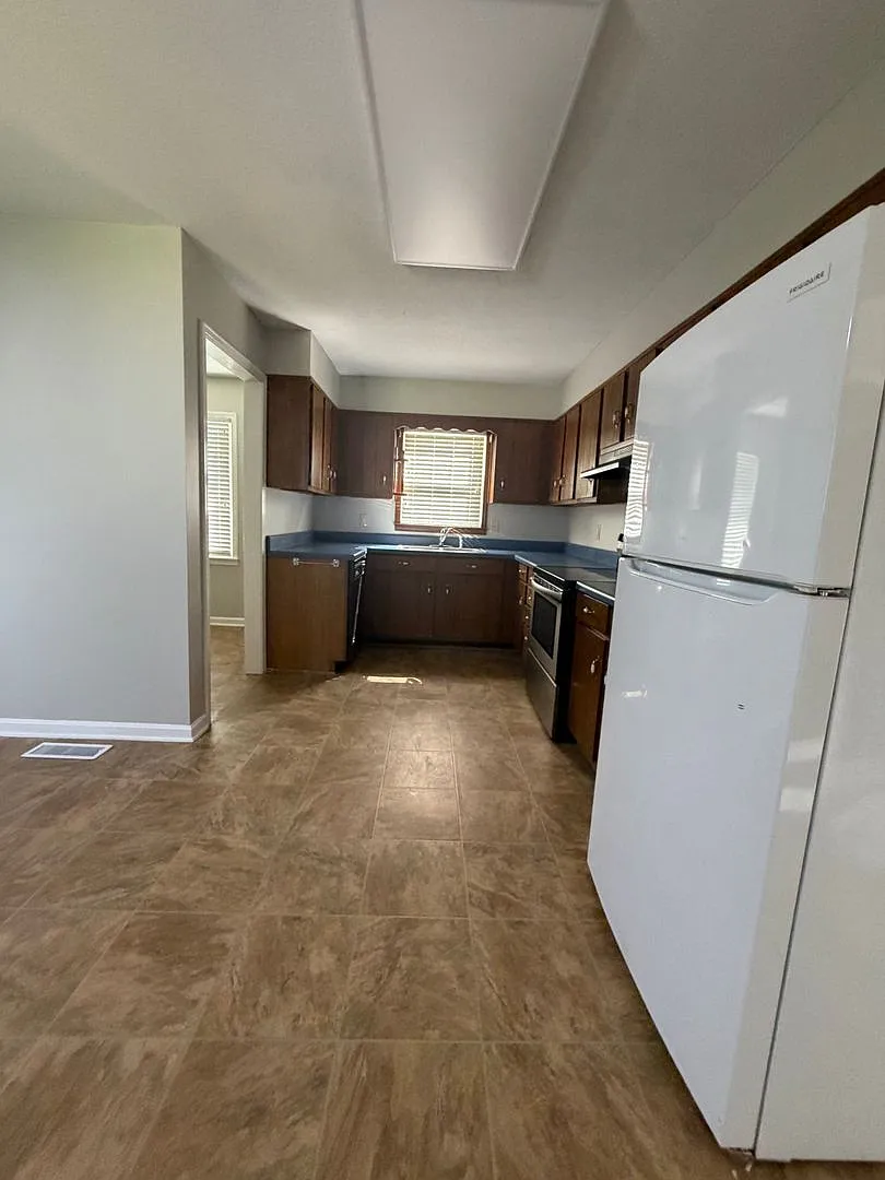 Newley Updated Home! Available Now — Photo 3