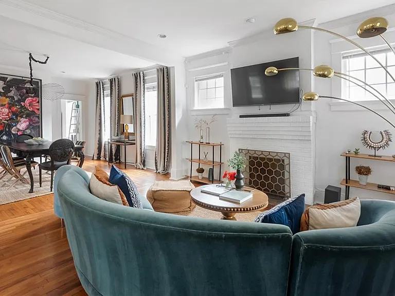 664 Kennesaw Ave NE — Photo 5