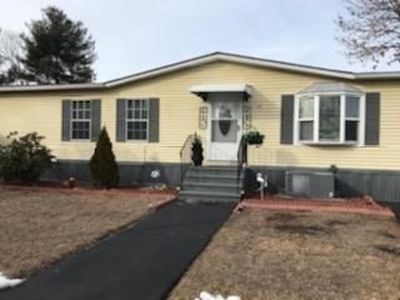 19 Queens Rd #202, Attleboro, MA, 02703