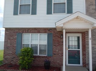 29 Fetzer Ct APT 8, Bloomington, IL 61704