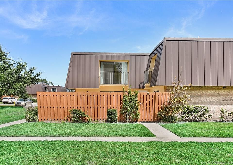 1st image of 5793 SE Windsong Ln