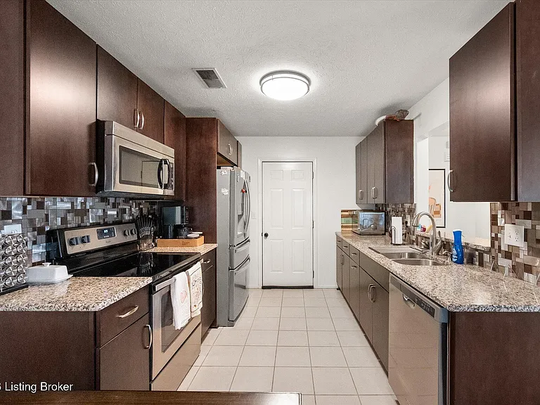 4429 Baygarden Ct — Photo 7