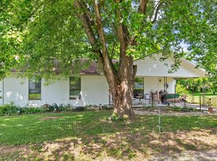 114 Elm St, Cornersville, TN 37047
