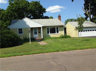 66 James St, Hamden, CT 06518