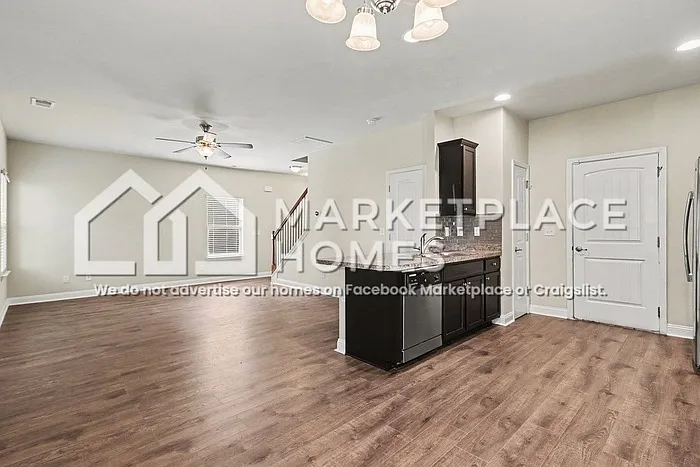 6121 Hickory Lane Dr — Photo 6