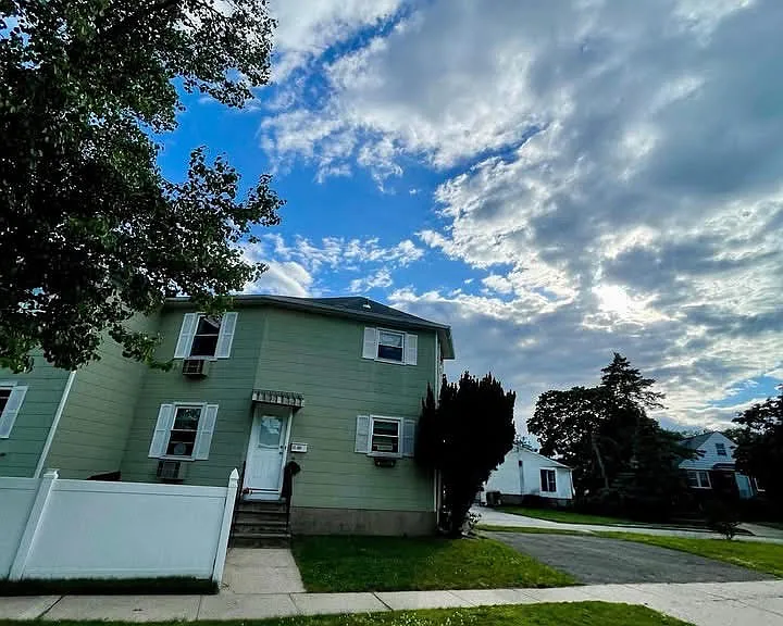 11 Ashwood Rd #1 — Photo 1
