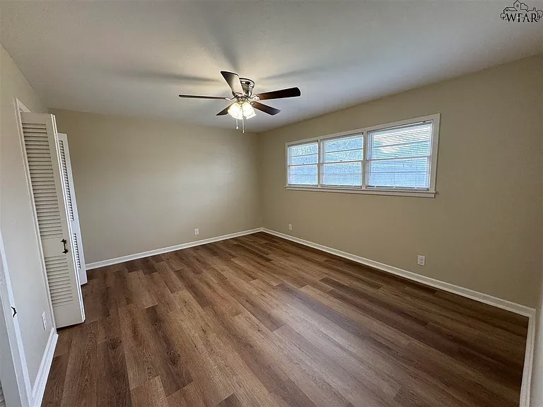 1681 Speedway Ave — Photo 11