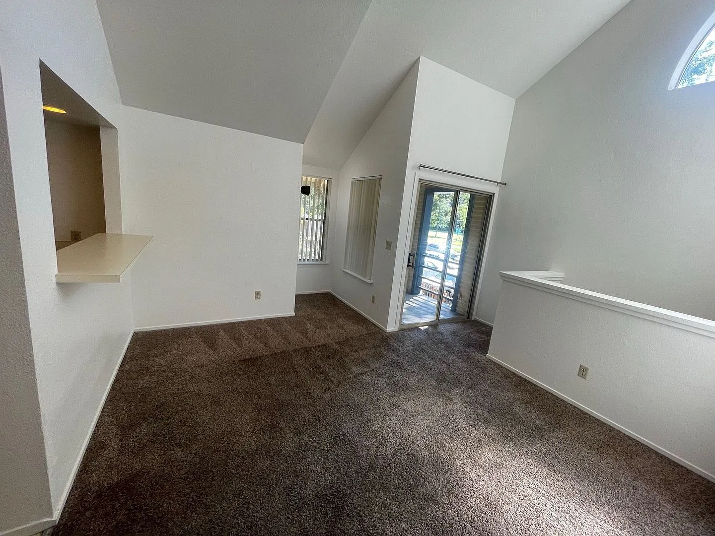 Spacious 4-Bedroom Condo at 214 A Street Prime UC Davis location available Sept 2026 — Photo 1