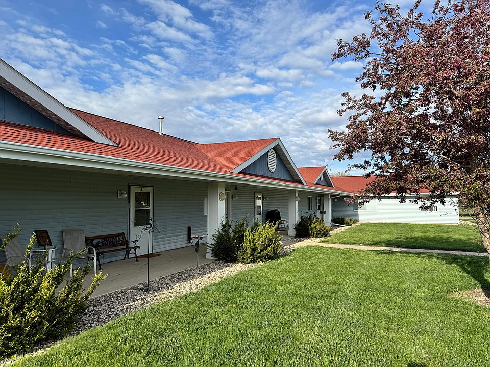 1st image of 1401 Woodland Dr #2