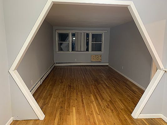 5th image of 1387 E 56th St #2