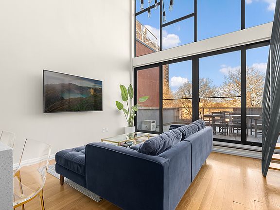 4th image of 364 Lafayette Ave #4A