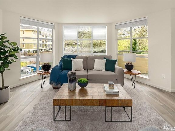 4th image of 424 102nd Ave SE APT 102