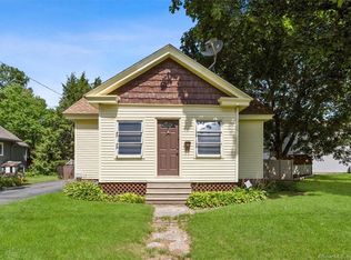 11 Hanson Pl, Plainville, CT 06062